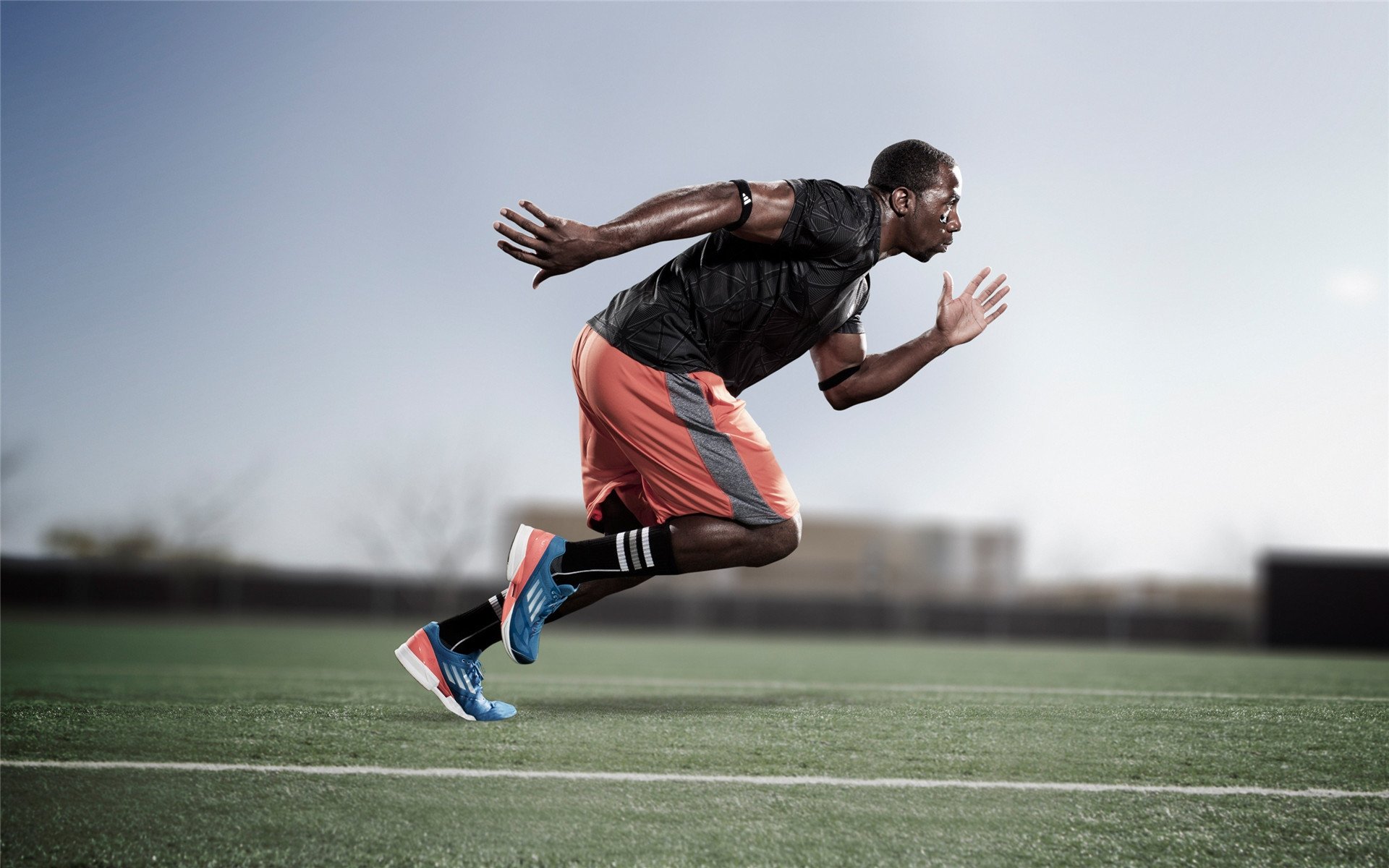 英超焦点战曼城客场大胜利物浦 格拉利什传射建功当选全场最佳，英超曼城利物浦直播